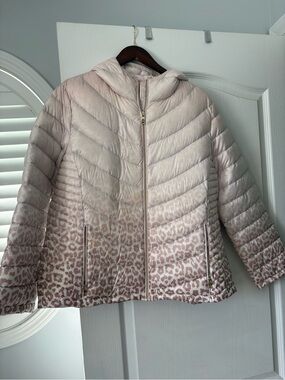 Calvin Klein leopard print packable down jacket w/hood sz XXL